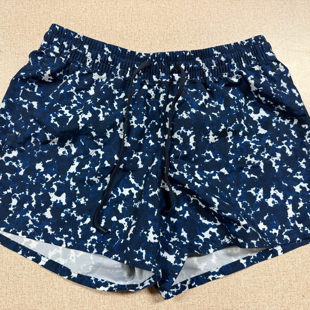 The North Face Women’s Running Shorts Size M Blue Abstract Print
